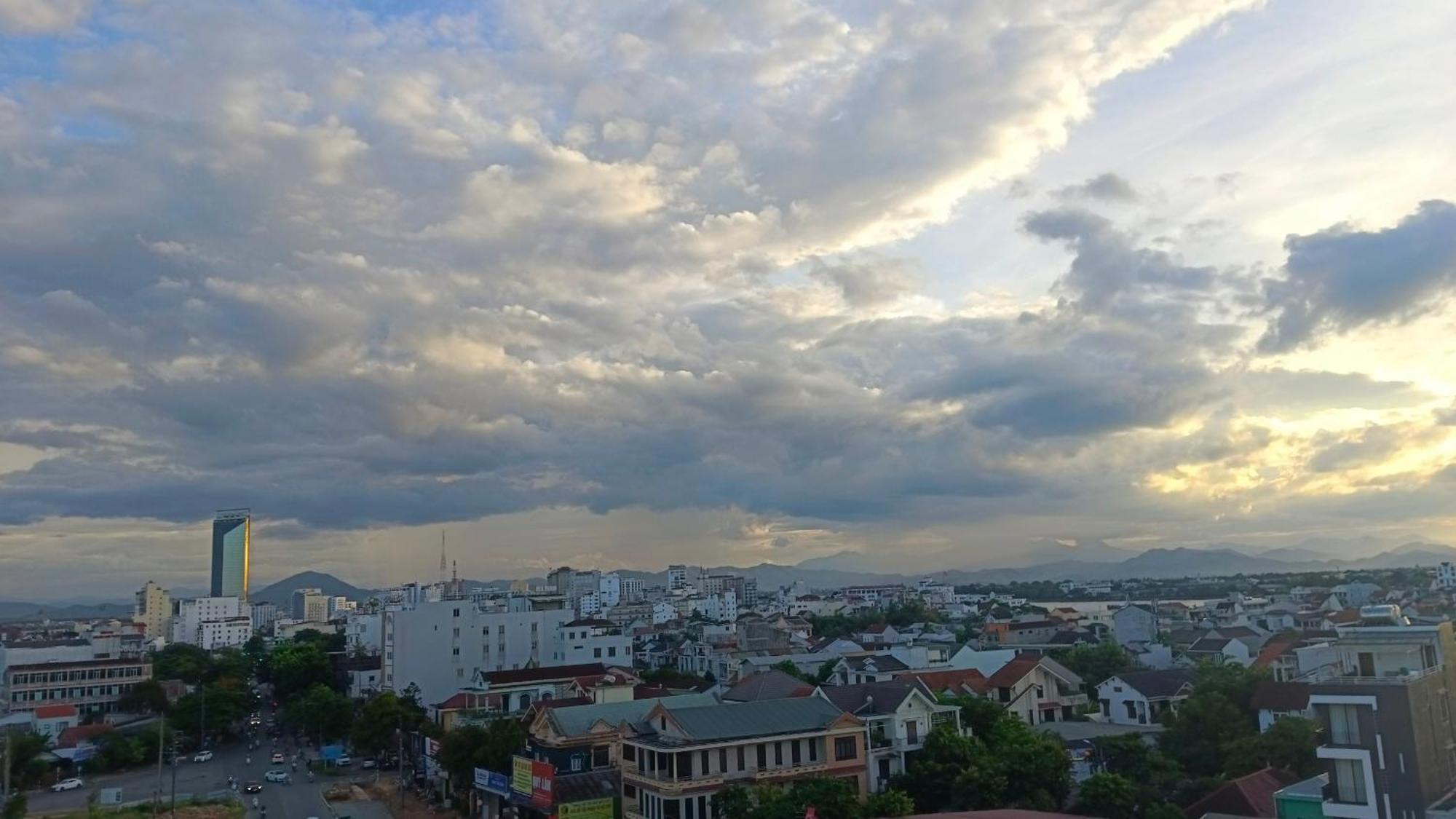 Dat Anh Hotel Hue Esterno foto
