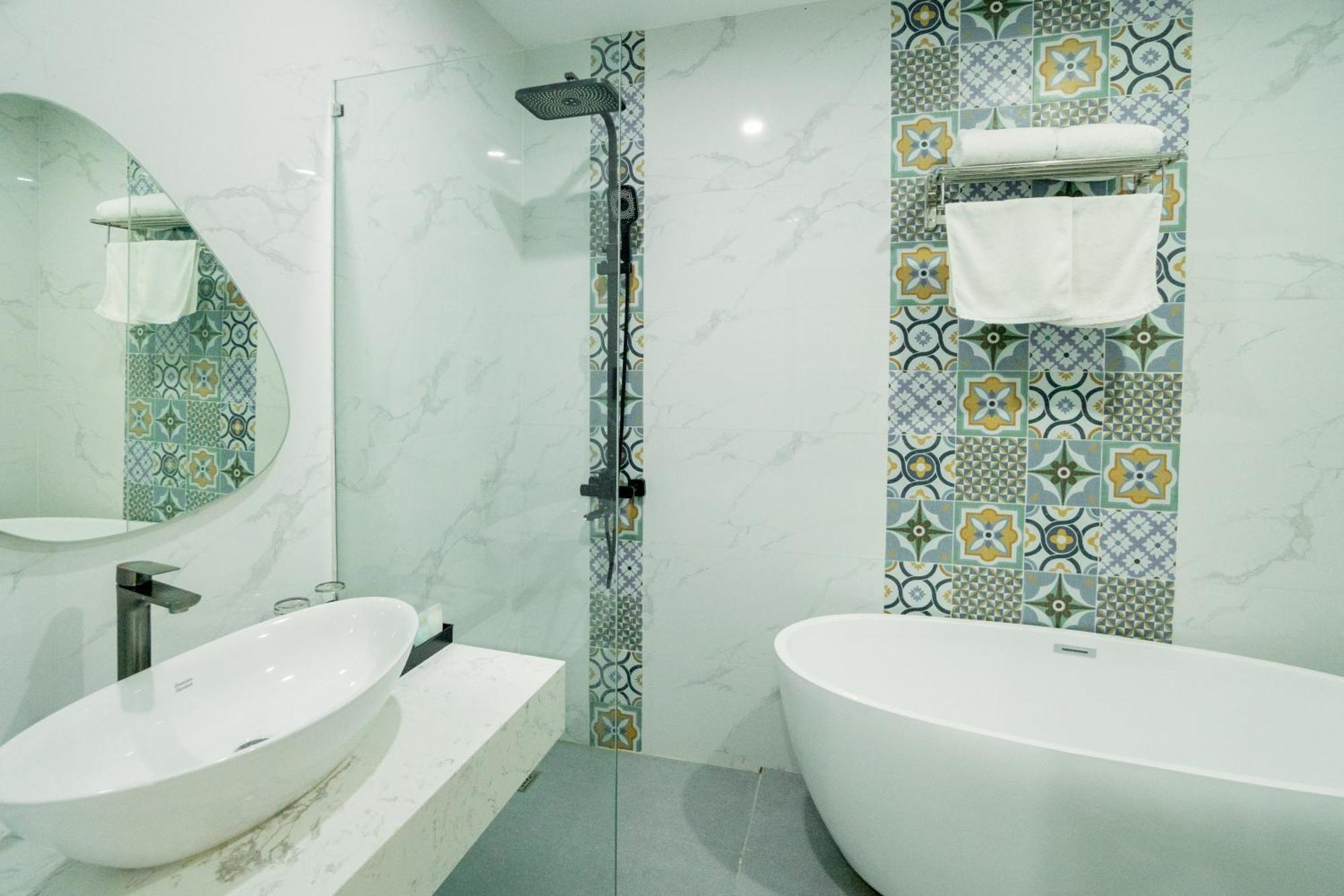Dat Anh Hotel Hue Esterno foto